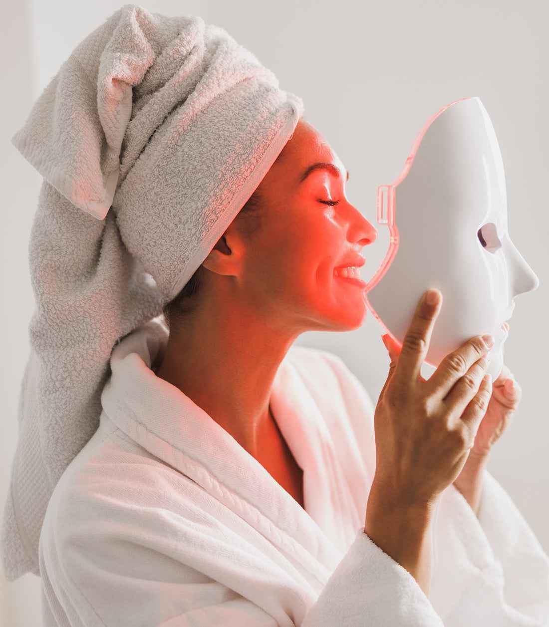7-Color LED Facial Skincare Mask - Vrimlo 7-Color LED Light Treatment Mask for Radiant Skin